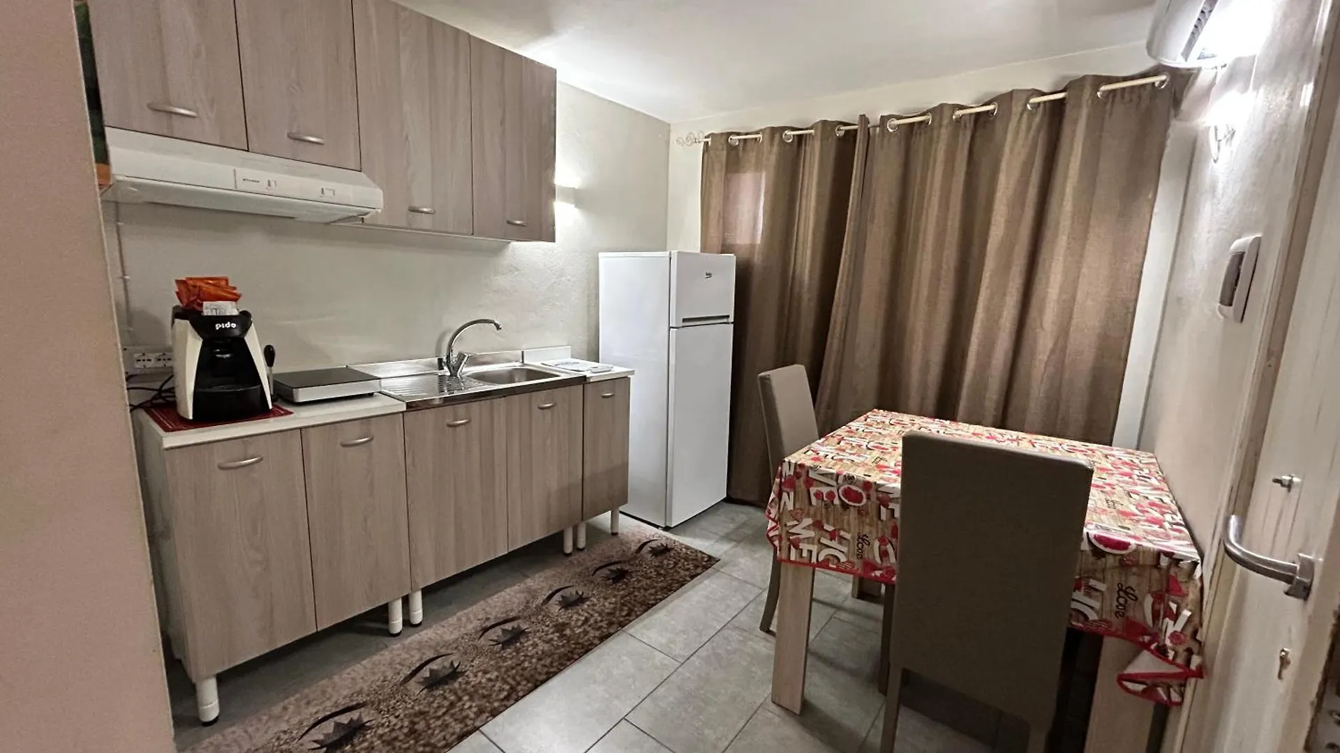 Case Vacanze Seggettieri Palermo 0*,  Itálie